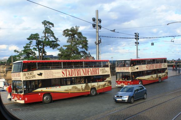 Stadtrundfahrt-Busse